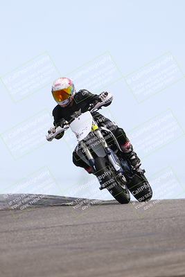 media/May-26-2025-Lets Ride (Mon) [[3bf1de1d65]]/C Group/1140am (Grapevine)/